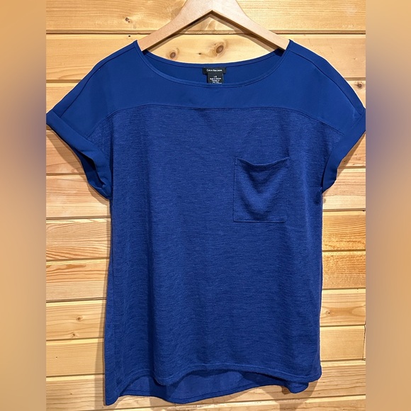 Calvin Klein Jeans Cuffed Short Sleeve Shirt w/ Pocket in Royal Blue Large - Picture 3 of 9